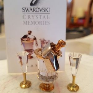 Swarovski crystal memories champagne set